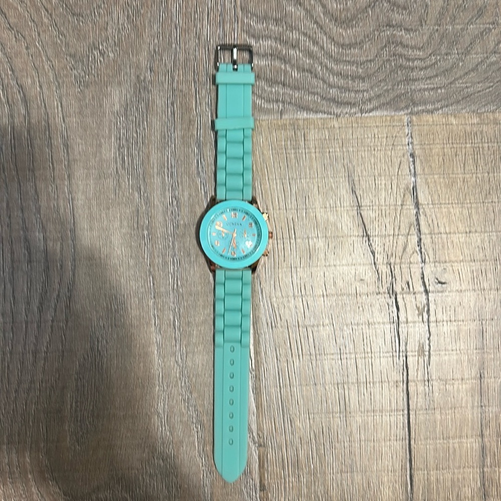 Geneva Aqua Watch with Gold Details